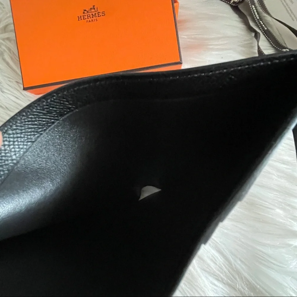 New Hermès So Black Bearn Compact monochrome Wallet